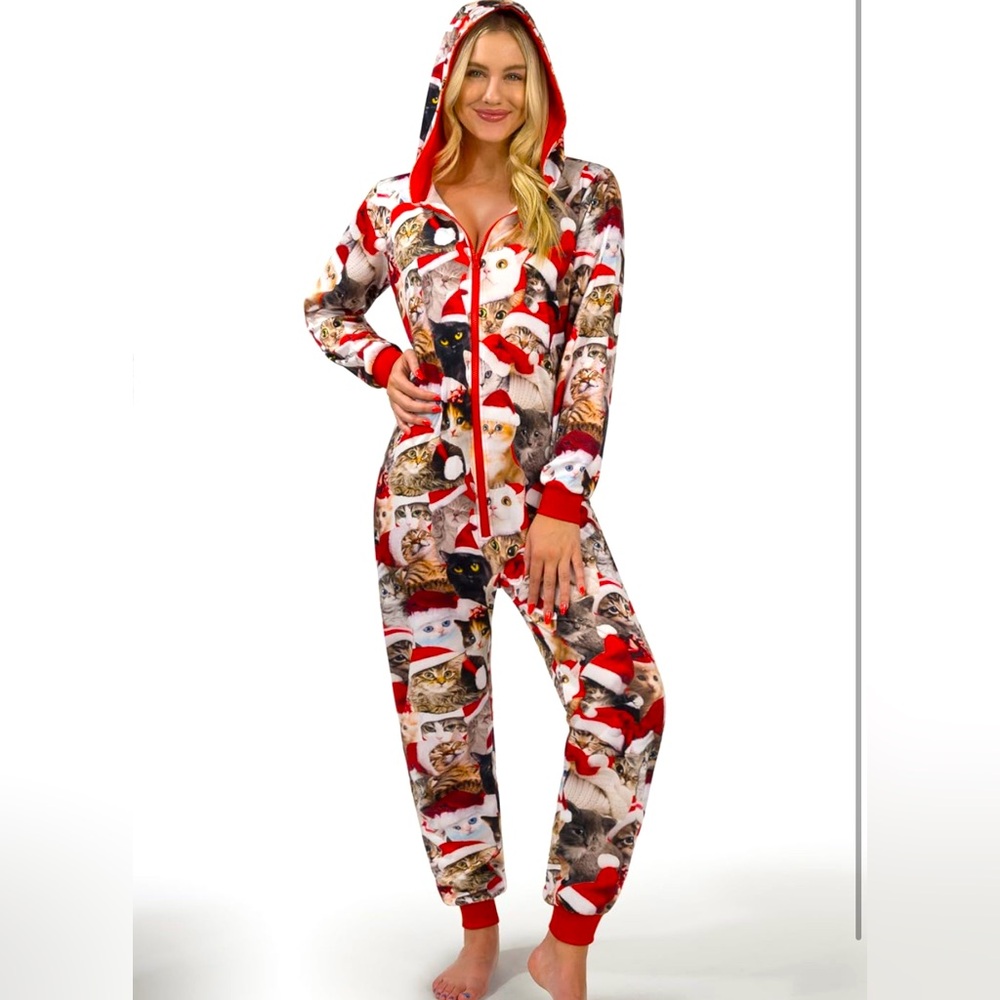 Soft & Cozy Kitty Christmas Onesie Pajamas NIP 🐈‍⬛🎅🏼❤️